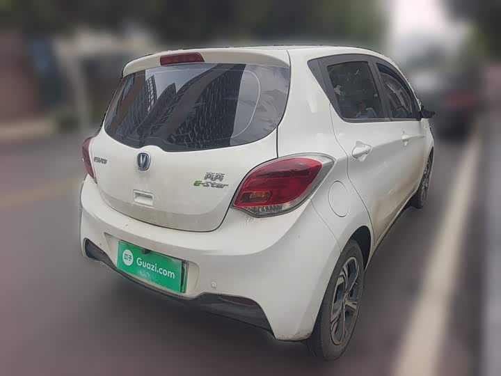 Changan BenBen E-Star, 2022 — фото 4 из 9