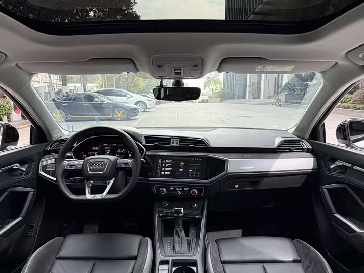 Audi Q3 Sportback, 2022 — фото 5 из 9