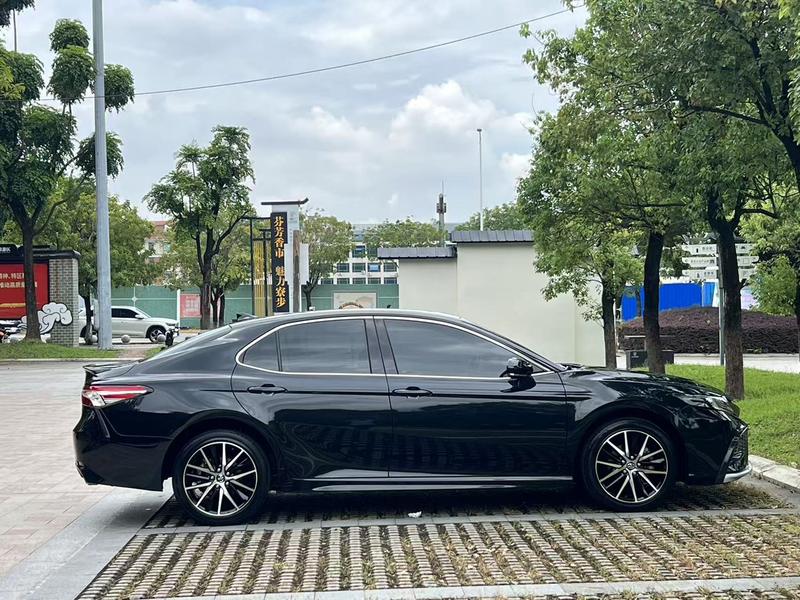 Toyota Camry, 2022 — фото 7 из 12