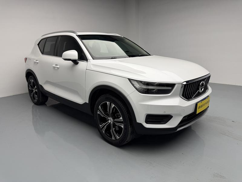 Volvo XC40, 2022 — фото 3 из 12