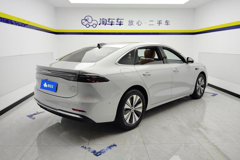 Geely Galaxy A7, 2026 — фото 3 из 12