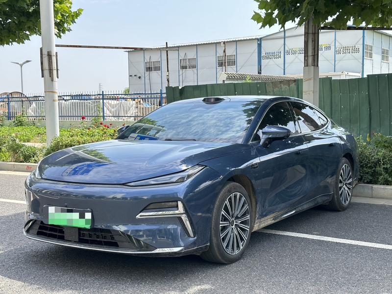 Geely Galaxy Starshine 8 EM-i, 2025 — купить в Рязани под ключ