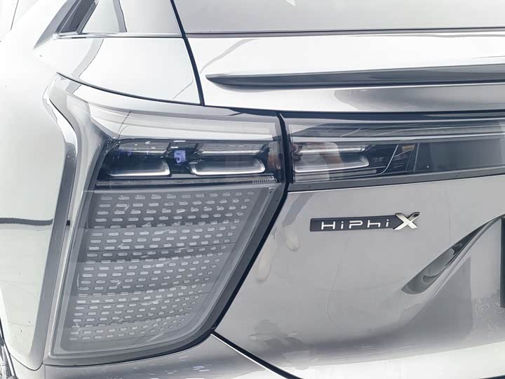 HiPhi X, 2022 — фото 8 из 9