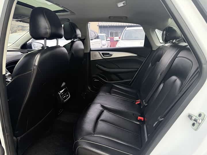 Roewe i6 Max EV, 2021 — фото 4 из 9