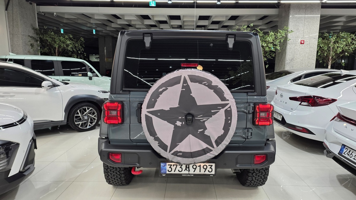 Jeep Wrangler, 2025 — фото 7 из 12