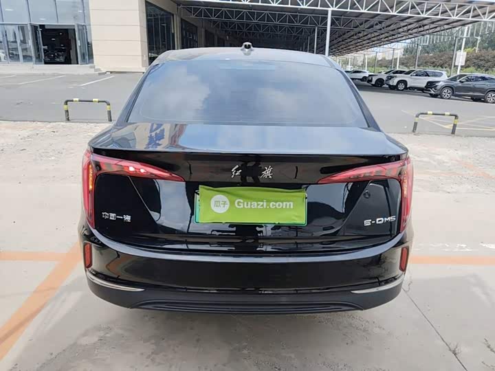 Hongqi E-QM5, 2022 — фото 6 из 9