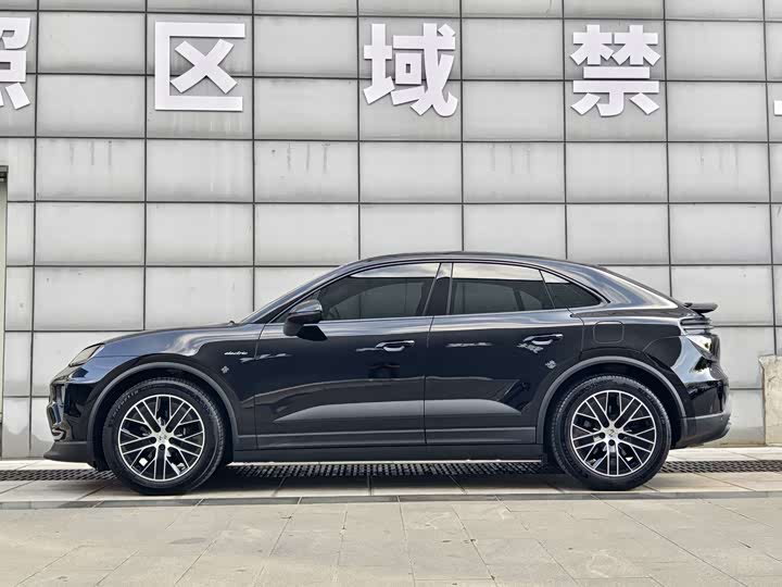 Porsche Macan EV, 2026 — фото 5 из 7