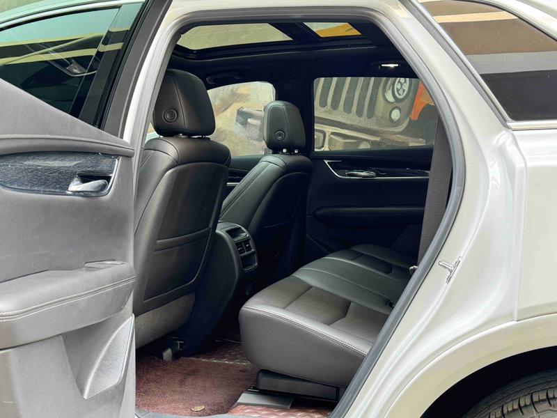 Cadillac XT5, 2022 — фото 10 из 11