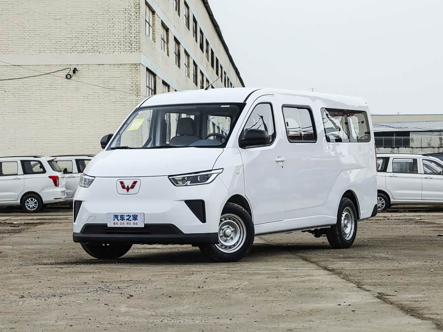 Wuling Yangguang, 2026 — купить в Чебоксарах под ключ
