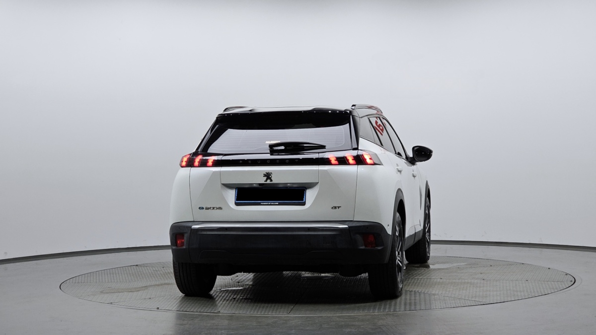 Peugeot 2008, 2023 — фото 4 из 12