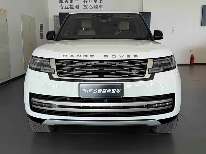 Land Rover Range Rover, 2023 — фото 2 из 9