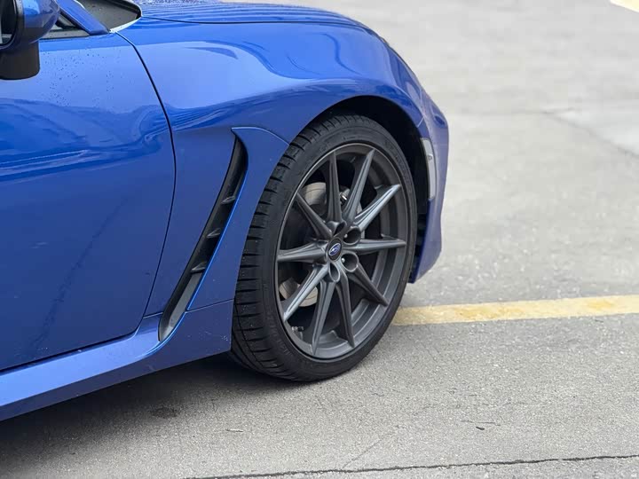 Subaru BRZ, 2023 — фото 2 из 9