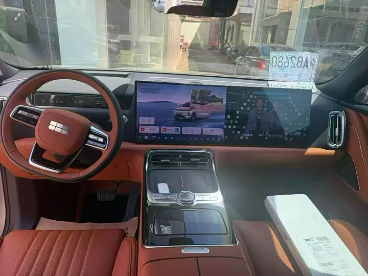 Geely Galaxy M9, 2025 — фото 4 из 9