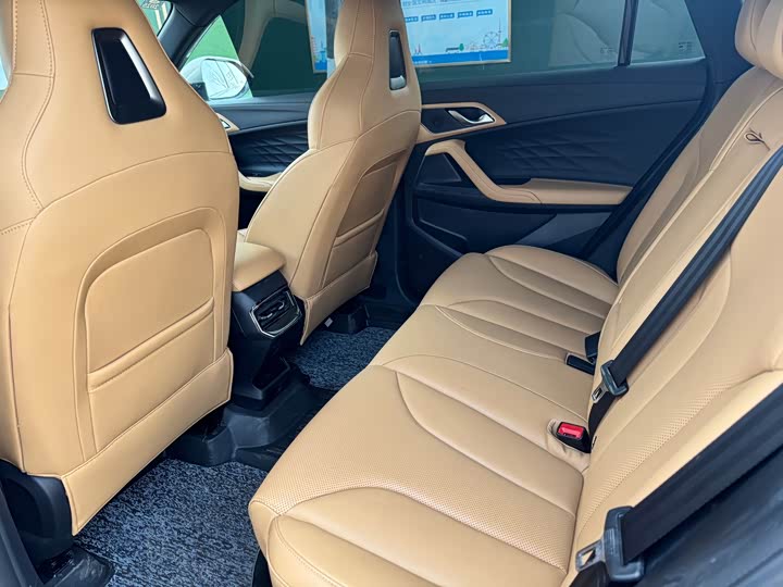 Roewe RX5, 2022 — фото 5 из 9