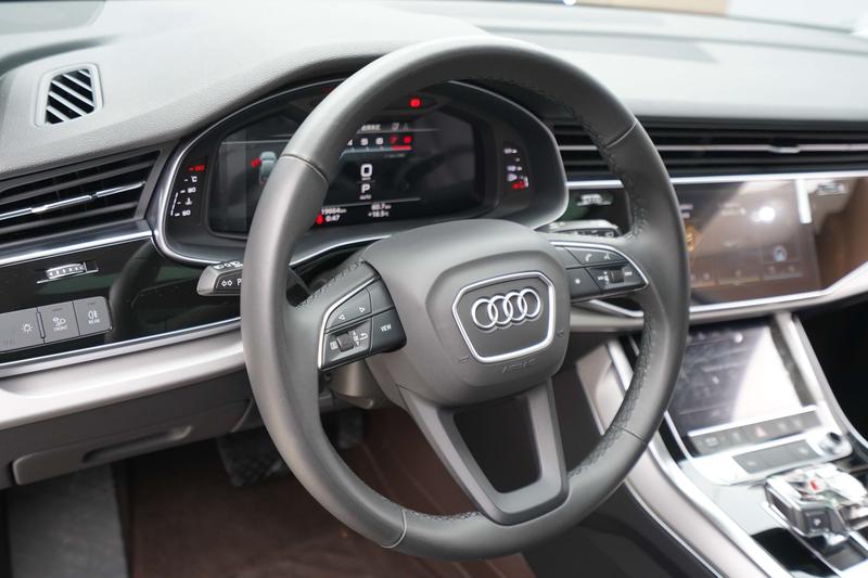 Audi Q7, 2022 — фото 7 из 12