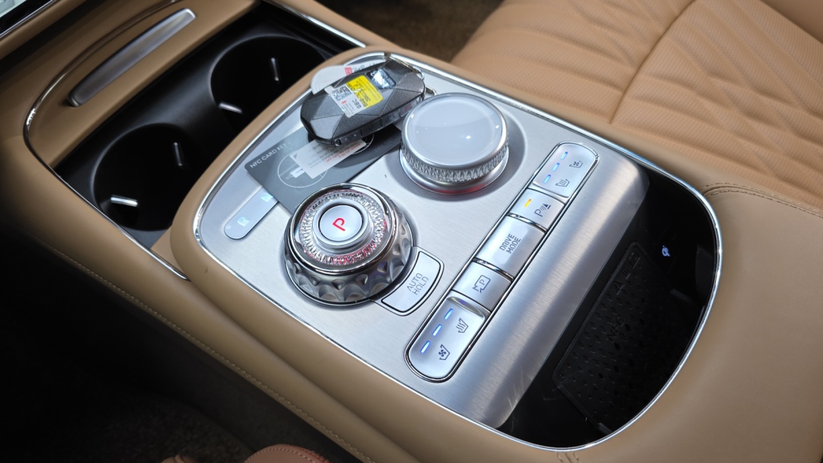 Genesis G90, 2025 — фото 9 из 12
