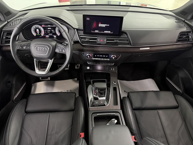 Audi Q5L, 2024 — фото 6 из 9