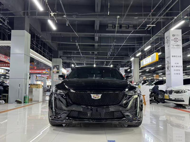 Cadillac CT5, 2022 — фото 2 из 12