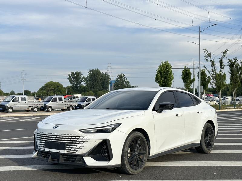 Changan UNI-V, 2023 — купить в Чебоксарах под ключ