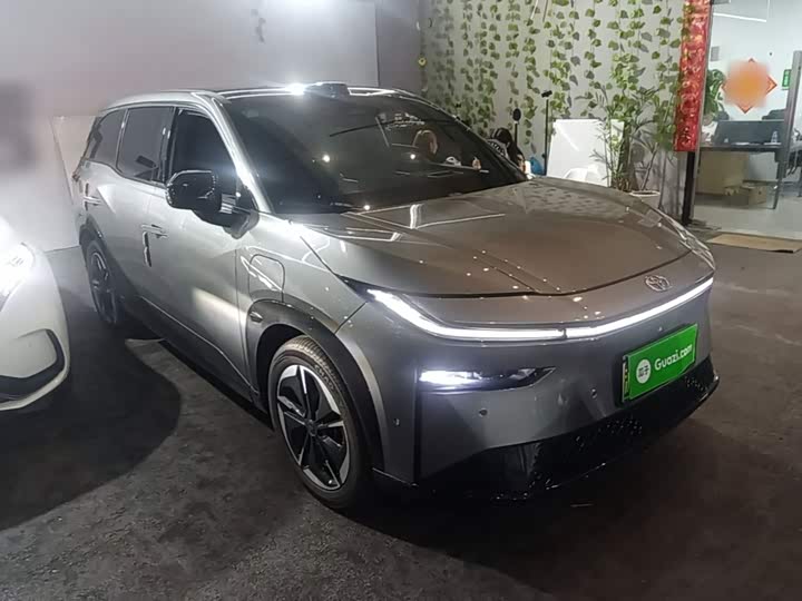 Toyota bZ3X, 2025 — фото 4 из 9