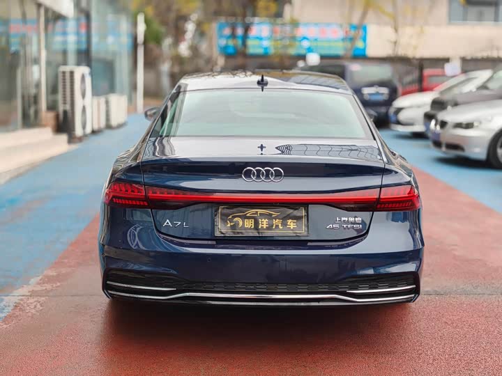 Audi A7L, 2023 — фото 3 из 9