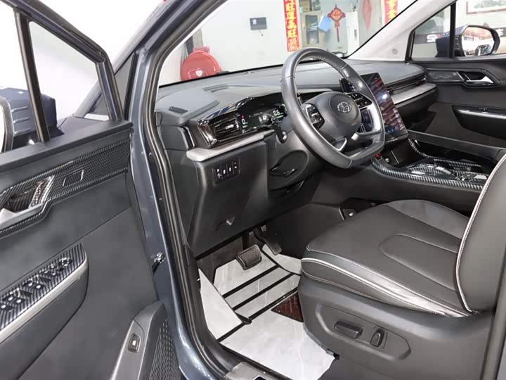 Hyundai Custo, 2024 — фото 8 из 9