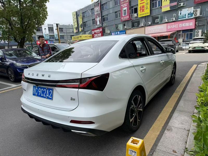 Roewe i5, 2023 — фото 6 из 10