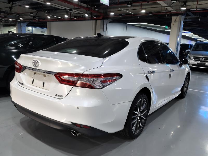 Toyota Camry, 2022 — фото 6 из 11