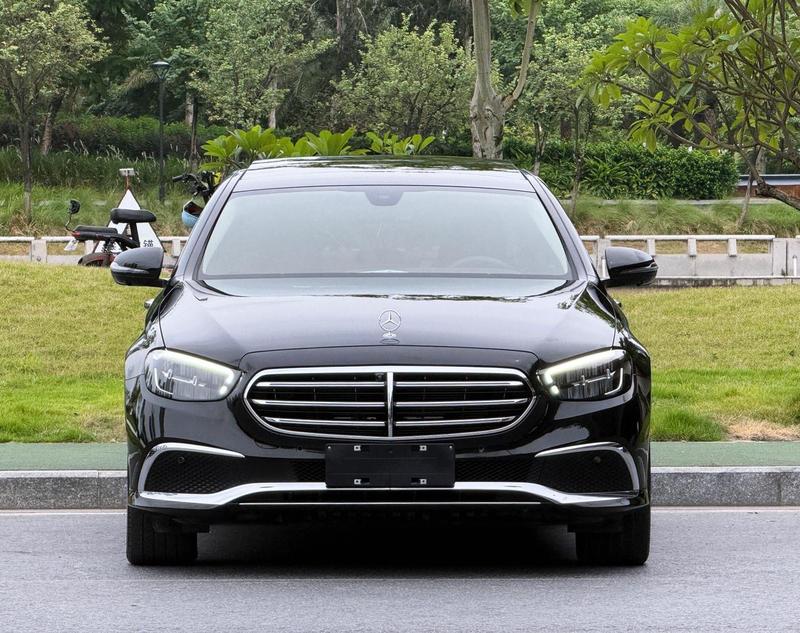 Mercedes-Benz E-Class, 2022 — фото 2 из 12