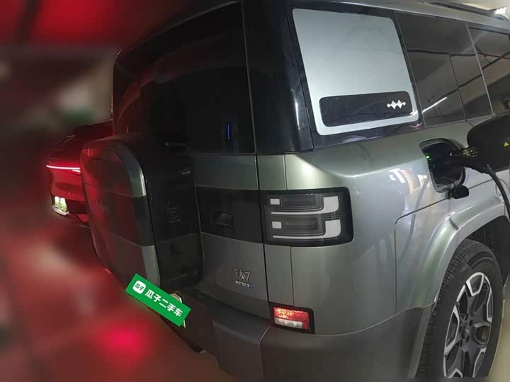 BYD FangChengBao Titanium 7 (Tai 7), 2025 — фото 3 из 9