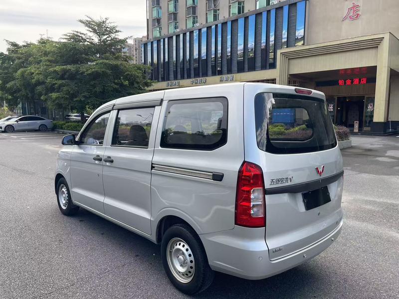 Wuling Hongguang V, 2021 — фото 4 из 10