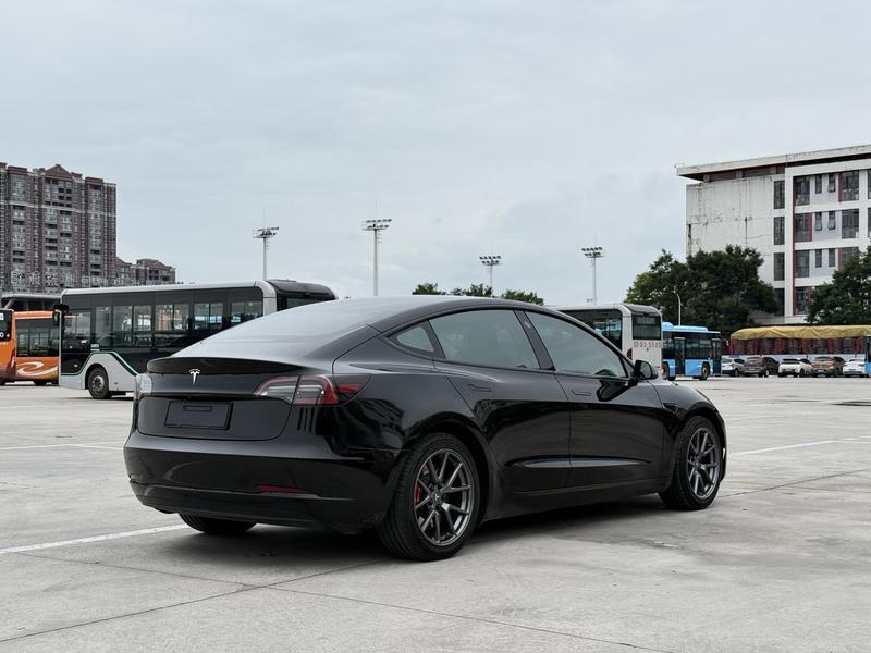 Tesla Model 3, 2022 — фото 6 из 9