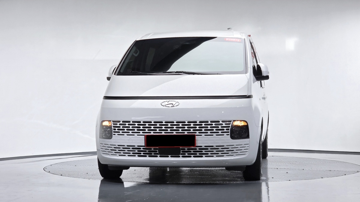 Hyundai Staria, 2023 — фото 3 из 12