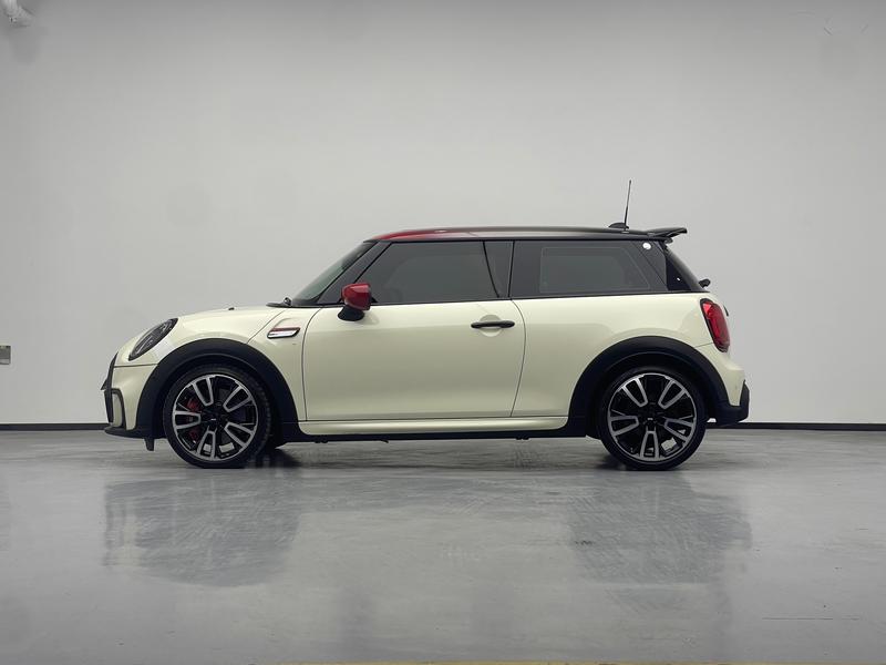 Mini Mini JCW, 2022 — фото 4 из 12