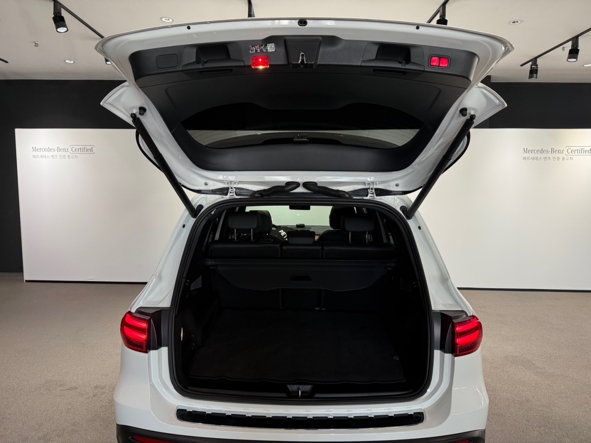 Mercedes-Benz EQB, 2026 — фото 8 из 12