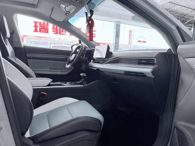 Geely Emgrand GS, 2023 — фото 10 из 12
