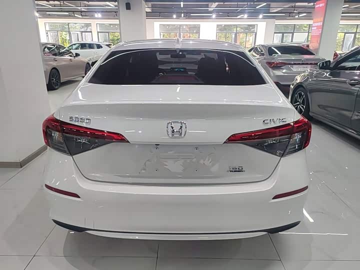Honda Civic, 2024 — фото 6 из 9