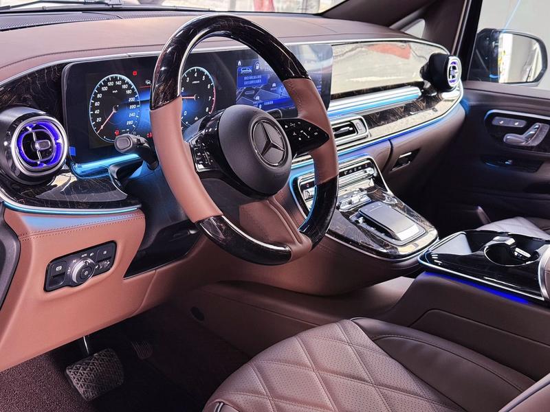 Mercedes-Benz Vito, 2025 — фото 7 из 9