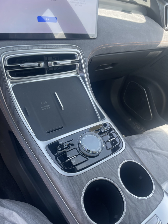 Geely Galaxy M7, 2026 — фото 10 из 12