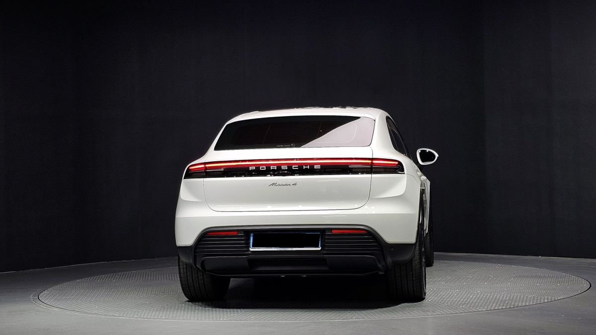 Porsche Macan, 2025 — фото 4 из 12