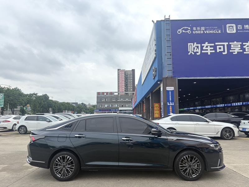Dongfeng Aeolus Yixuan Max, 2022 — фото 8 из 12