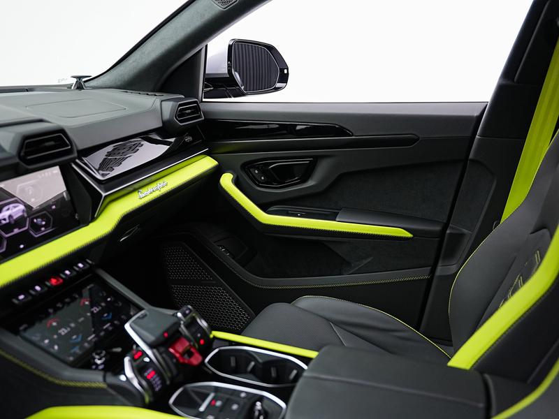 Lamborghini Urus SE, 2025 — фото 10 из 12