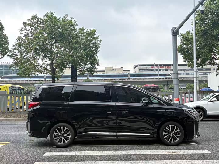 GAC Trumpchi M8, 2022 — фото 4 из 9