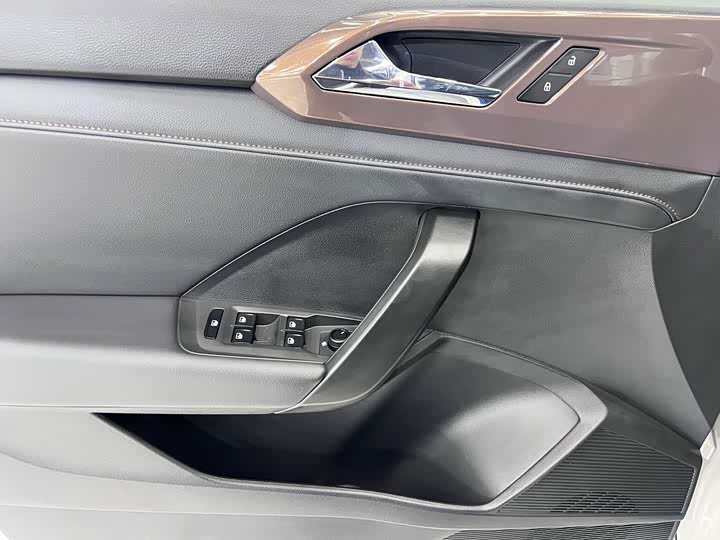 Volkswagen Tharu, 2022 — фото 8 из 9