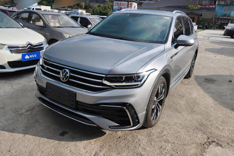 Volkswagen Tiguan L Pro, 2021 — купить в Москве под ключ