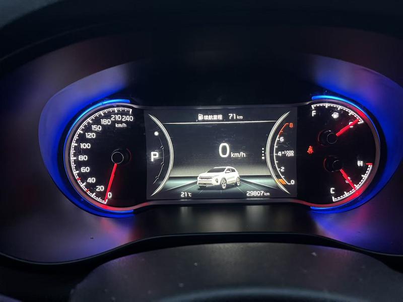Kia KX5, 2022 — фото 10 из 12