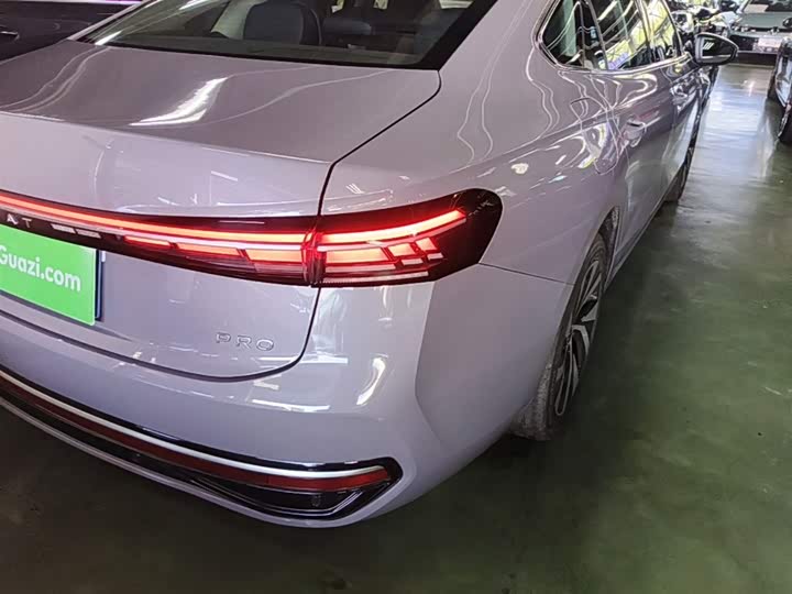 Volkswagen Passat, 2025 — фото 8 из 9