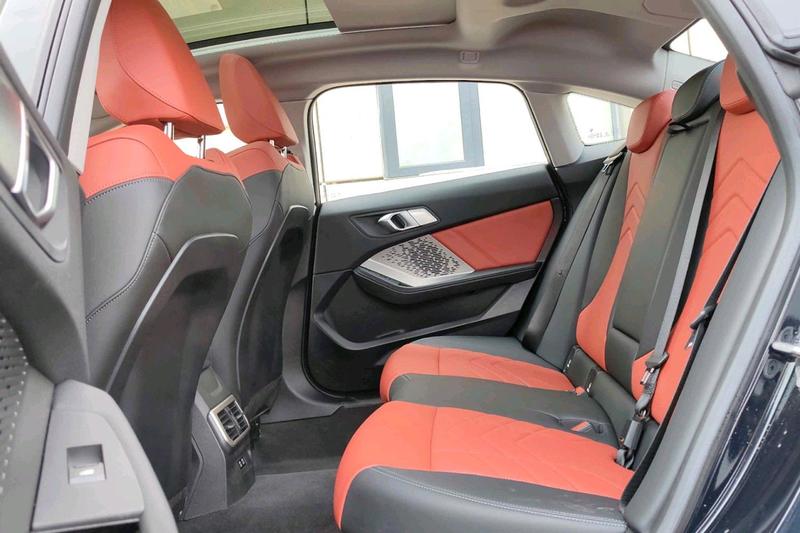 BMW 2 Series, 2025 — фото 9 из 10