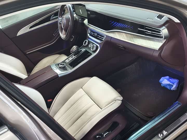 Hongqi H9, 2022 — фото 3 из 9