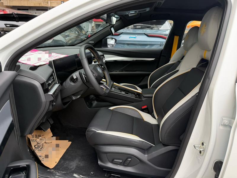 MG Motor 5 Scorpio, 2023 — фото 8 из 10